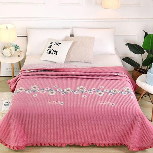 AB Surface Ruffles Quilted Bedspread Bed Cover